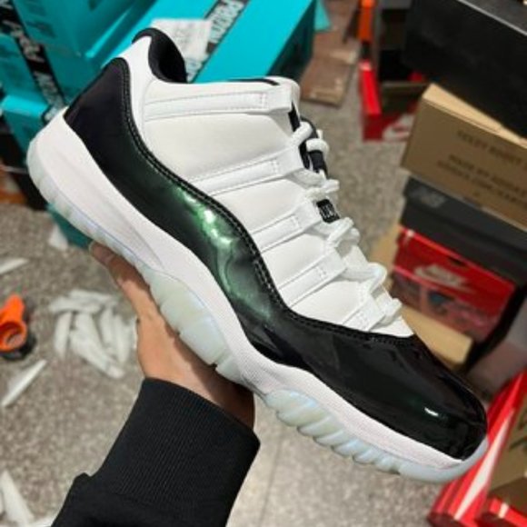 Air Jordan 11